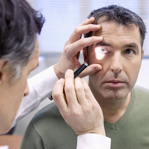 mature man eye exam